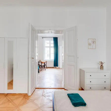 Center Premium Bohemia Prague