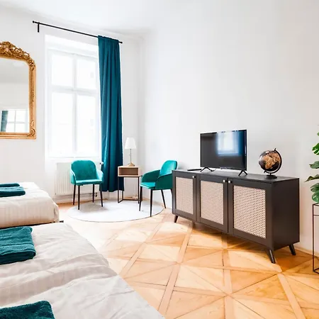 Center Premium Bohemia *